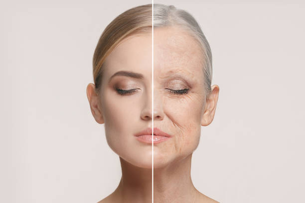 Visage de femme, moitié jeune, moitié âgée